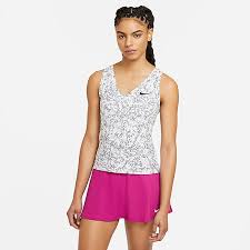 Lucky in love is a global tennis and golf brand born and raised in miami, florida. Women S Tennis Clothes Apparel Nike Com