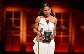 Mother, equal rights fan, obsessed with anything that has chocolate and peanut butter. People Should Know Not Photograph Nude Scenes During A Play The Mary Sue