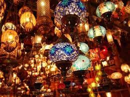 魅惑のランプ 幻想的なトルコランプの画像 インテリアコーディネートも naver まとめ christmas bulbs lamp holiday decor