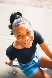 Amanda Hardison's Instagram, Twitter & Facebook