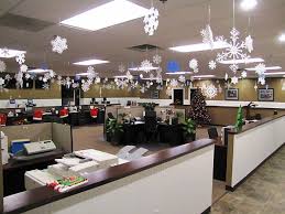 Small office christmas decorating ideas. 20 Simple Office Christmas Decoration Ideas That Ll Make Your Office The Symbol Of Joy