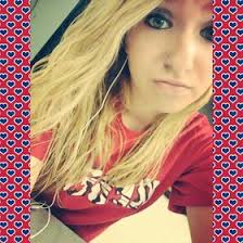 Amber Benham (ayeeitsamber96)