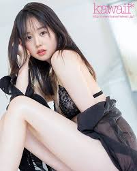 ✨ Star of the day : Tsubaki Rika ✨ 👩🏻 อายุ 26 ปี 📏 สัดส่วน 90 - 57 - 86  cm 🎬 เดบิวต์ครั้งแรกปี 2017 ในนาม Ōshima Hina ก่อนจะหายไปแว้บไปทำงานสาย  soapland (บริการฟองสบู่ที่คาวาซากิ) จนได้รางวัลอันดับ 1