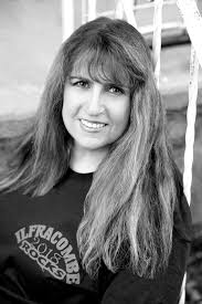 Gas Station Girl Wayne Drury with JackDaw Although they played up and down  the Willamette Valley to a restricted circle of venues, JackDaw in the  early '70s was based in Eugene, Oregon