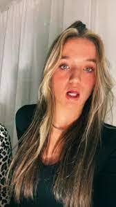 Hallie Hurst's Instagram, Twitter & Facebook