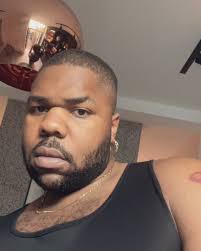MNEK