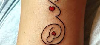 Si prefieres un tatuaje que represente una madre y una hija, este puede ser el perfecto. 19 Tatuajes En Honor A Los Bebes Que Han Muerto En El Embarazo O Al Poco Tiempo De Nacer