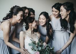Separate changing room, separate make up room, clean. Canon Wedding Photography Special Feature Tinydot Photography