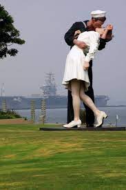 His statue was featured in a ceremony that included carl muscarello and edith shain as participants, holding a copy of the famous photograph. Unconditional Surrender Sculpture Tuna Harbor Park San Diego Travel San Deigo Harbor Park