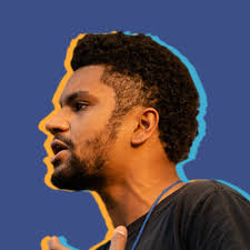 Maxwell Alejandro Frost uuendas...