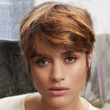 Taglio di capelli bob con frangetta. Tagli Capelli Inverno 2020 Tendenze In 100 Foto Beautydea