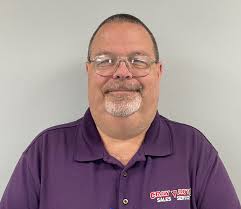 Meet the Staff of Gray Auto, Indianapolis, IN, 317-467-1555