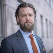 LO undviker att bemöta den skam Susanna Gideonsson känner över städare i  hemservicebranschen