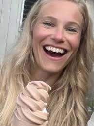 🌟 Owner Spotlight 🌟 Meet btone Hyannis owner and long time btone FITNESS  instructor, Molly! Get to know her below ⬇️: 🔹When and where did you start  your btone journey? 👉 I