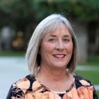 Bernadette Roche's Instagram, Twitter & Facebook