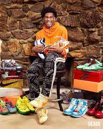 They explained to him that they were the buyers. Sneakers Nike Kyrie 5 Josh Christopher On The Account Instagram Of Slamkicks Spotern