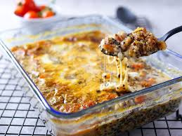 Quinoa Auflauf Vegetarisch Applethree Food Travel Life In 2020 Quinoa Auflauf Lebensmittel Essen Rezepte