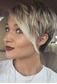 Shawna Mead's Instagram, Twitter & Facebook