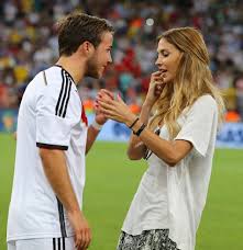 Mario götze is a german professional footballer who plays for eredivisie club psv eindhoven. Mario Gotze Doku Uber Den Wm Helden Der Lieber Keiner Ware