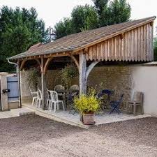 Realiser Un Preau Dans Le Jardin Avec De La Recuperation Preau Terrasse Jardin Jardins