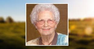 Selena Norman's Instagram, Twitter & Facebook