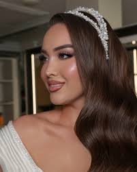 hair & #makeup by @studioselvete