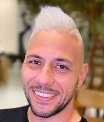 13 de agosto de 2021 eu acho o flamengo do renato gaúcho melhor que o do jorge jesus, diz sormani. Jogadores Do Flamengo Cumprem Promessa E Descolorem Cabelo Apos Titulos Flamengo Coluna Do Fla