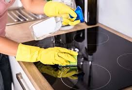 It is the only way to remove the soot and grease that builds upon the burners and can cause a clogged. How To Clean A Gas Stove 8 Methods 3 Tips You Should Try