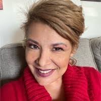 Vicki Sumlin's Instagram, Twitter & Facebook