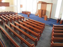 Een kerk is voor christelijken een plek waar zij op zondag bijeen komen om een kerkdienst bij te wonen. Gemeentes Van Ds J Joppe