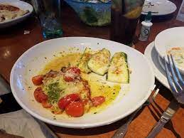 There are people who love olive garden and people who love to make fun of people who love olive garden. Olive Garden Largo Menu Prices Restaurant Reviews Tripadvisor