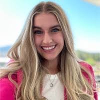 Shawna Bell's Instagram, Twitter & Facebook