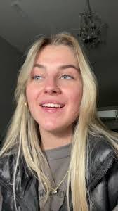 Emily Preuss's Instagram, Twitter & Facebook