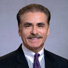 David Calvillo earns Executive L.L.M. in Tax, is elevated to Shareholder