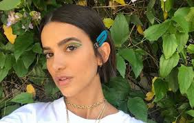 Convidada do 'altas horas' do além da apresentadora, manu gavassi, dilsinho, lexa e mc guimê participam do 'altas horas'. Manu Gavassi Renovou O Cabelo Chanel Vem Ver O Fuxico