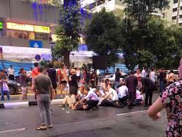© provided by yahoo news a stretch of tanjong pagar road being cordoned off, after a car crashed into the front of a shophouse on 13 february 2021. Man Arrested For Suspected Drink Driving In Accident That Injures 4 Today