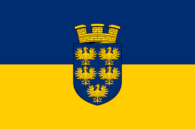 Die farben der flagge sind rot, weiß. Q8yg Atbjjkvum