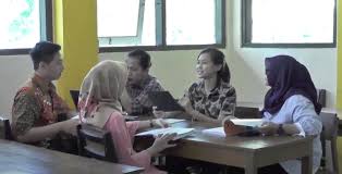 • contoh laporan kerja lapangan penulisan laporan kerja lapangan hendaklah dibuat mengikut kriteria berikut: Geografi S1 Fakultas Ilmu Sosial