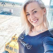 Valerie Crapo's Instagram, Twitter & Facebook