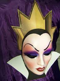 Evil Queen Mask Snow White Villains Nice By Piratesquarters Disney Halloween Halloween Evil Queen