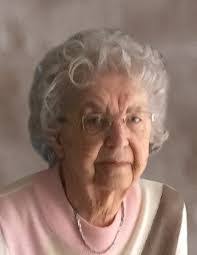 Danielle Arcand's Instagram, Twitter & Facebook