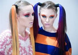 È arrivato il momento di provare i capelli fluo: Hair Style I Capelli Fluo By Jeremy Scott Winter 2012 Paperblog