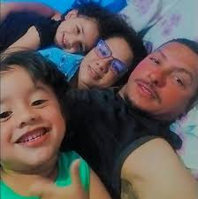 Todo mundo diz que pedir "tempo" é uma covardia. Sei que existem lá suas  exceções, mas eu concordo com essa turma. Em parte, obviamente. Em parte  porque, pelo menos, a pessoa do