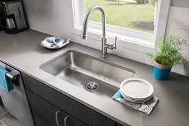 Elkay crosstown stainless steel kitchen and bar sinks are the perfect mix of beauty, function and contemporary design that looks great in any home and with any décor. Elkay Eluh2816 Gourmet Lustertone Undermount Sink Stainless Steel Single Bowl Kitchen Sinks Urbytus Com