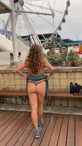 Out in Brisbane flashing my ass - Porn GIF