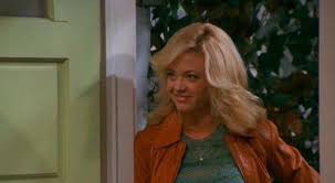 That 70 S Show Star Lisa Robin Kelly Dead At 43 5 Fast Facts You Need To Know Lisa Robin Kelly That 70s Show Laurie That 70s Show
