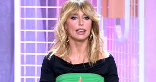 Emma García frena en seco 'Fiesta' por lo que ha dicho Kiko Jiménez en directo: "A mí me gustaría...