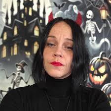 Looking for someone to watch my two frenchies Friday tell Saturday. Then  Sunday afternoon to Monday