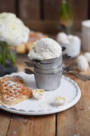 Raffaello Kokos Waffeln Raffaello Kokos Eis Coconut Ice Cream And Coconut Waffles Kokos Eis Leckerschmecker Susse Snacks