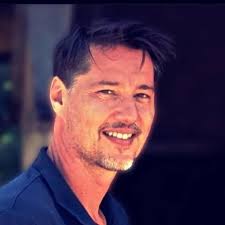 Iran's largest nuclear complex was dealt a series of severe blows in US  strikes, a CNN analysis of satellite imagery found. See before-and-after  images, provided by Maxar Technologies, showing the damage visible